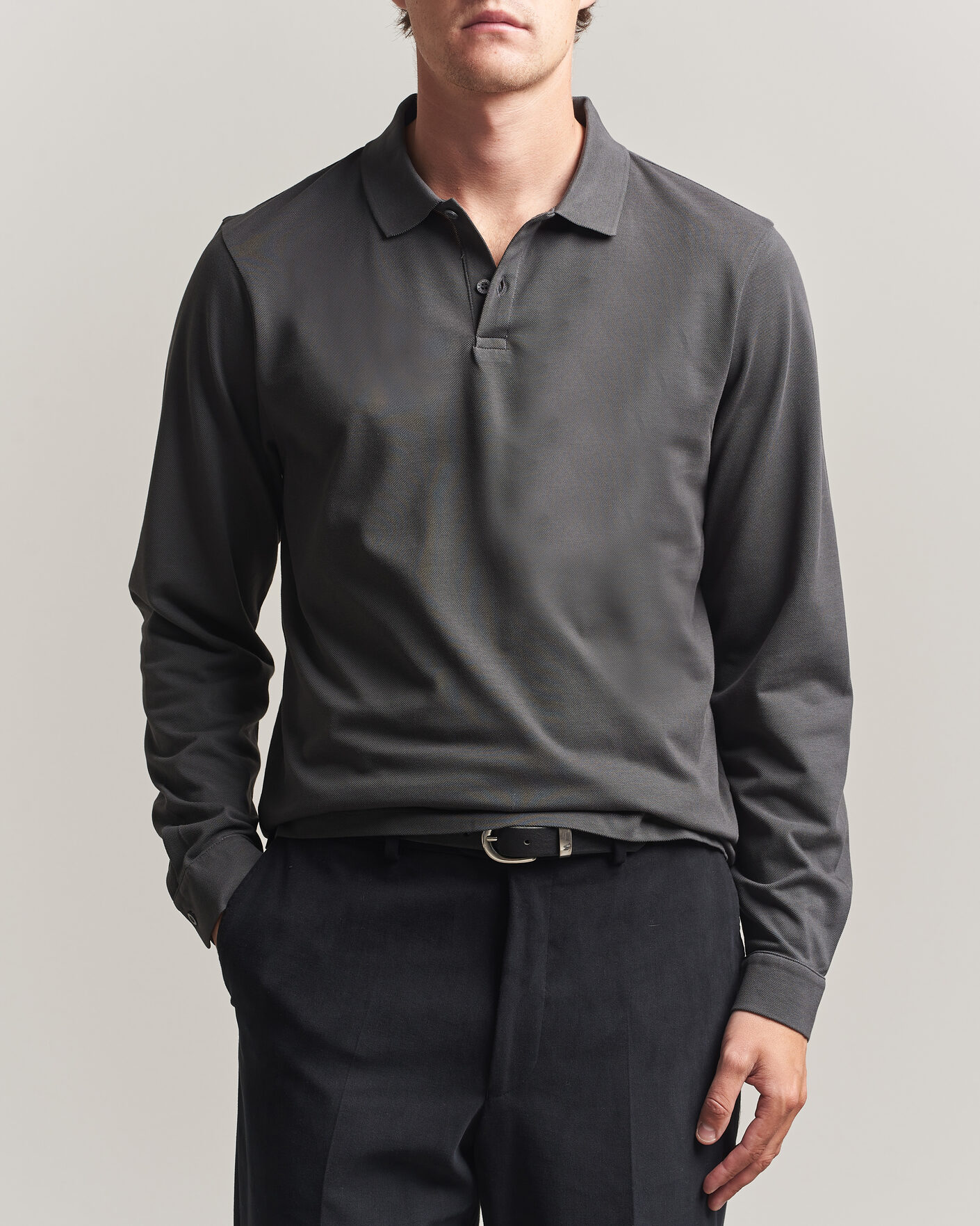Heren | Polo's | Sunspel | Supima Cotton Long Sleeve Pique Polo Anthracite