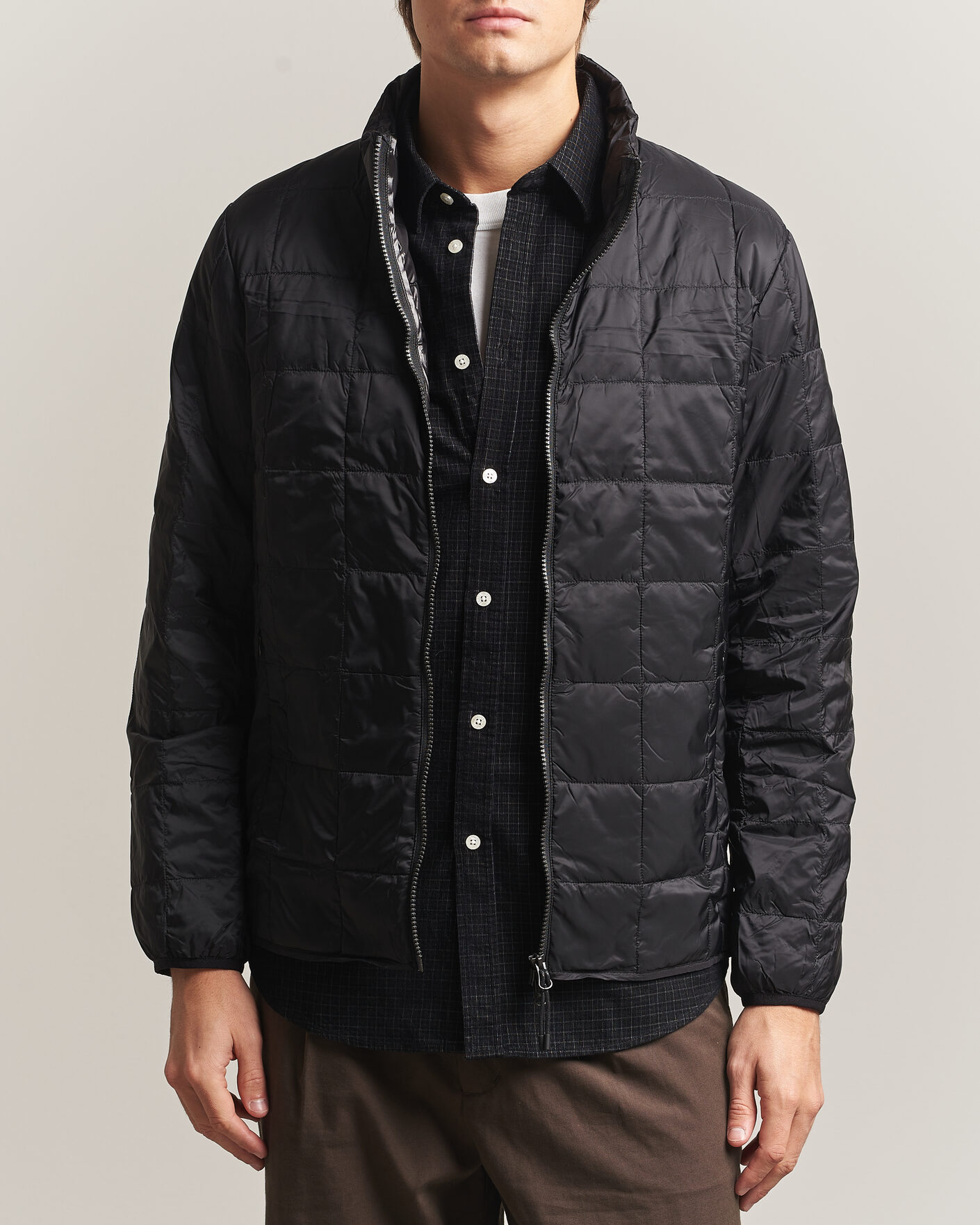 Homme | Manteaux Et Vestes | TAION | High Neck Full Zip Lightweight Down Jacket Black