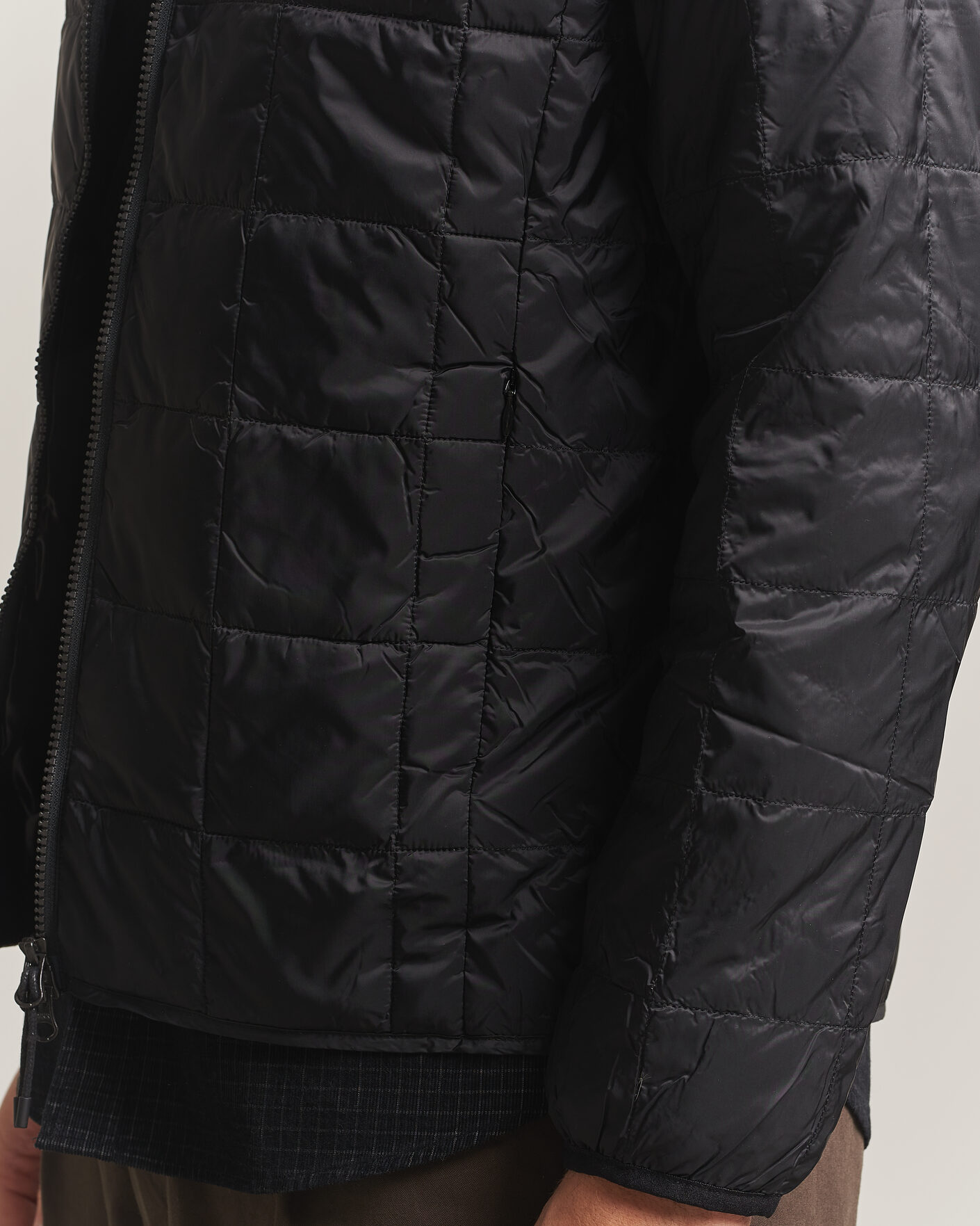 Homme | Manteaux Et Vestes | TAION | High Neck Full Zip Lightweight Down Jacket Black