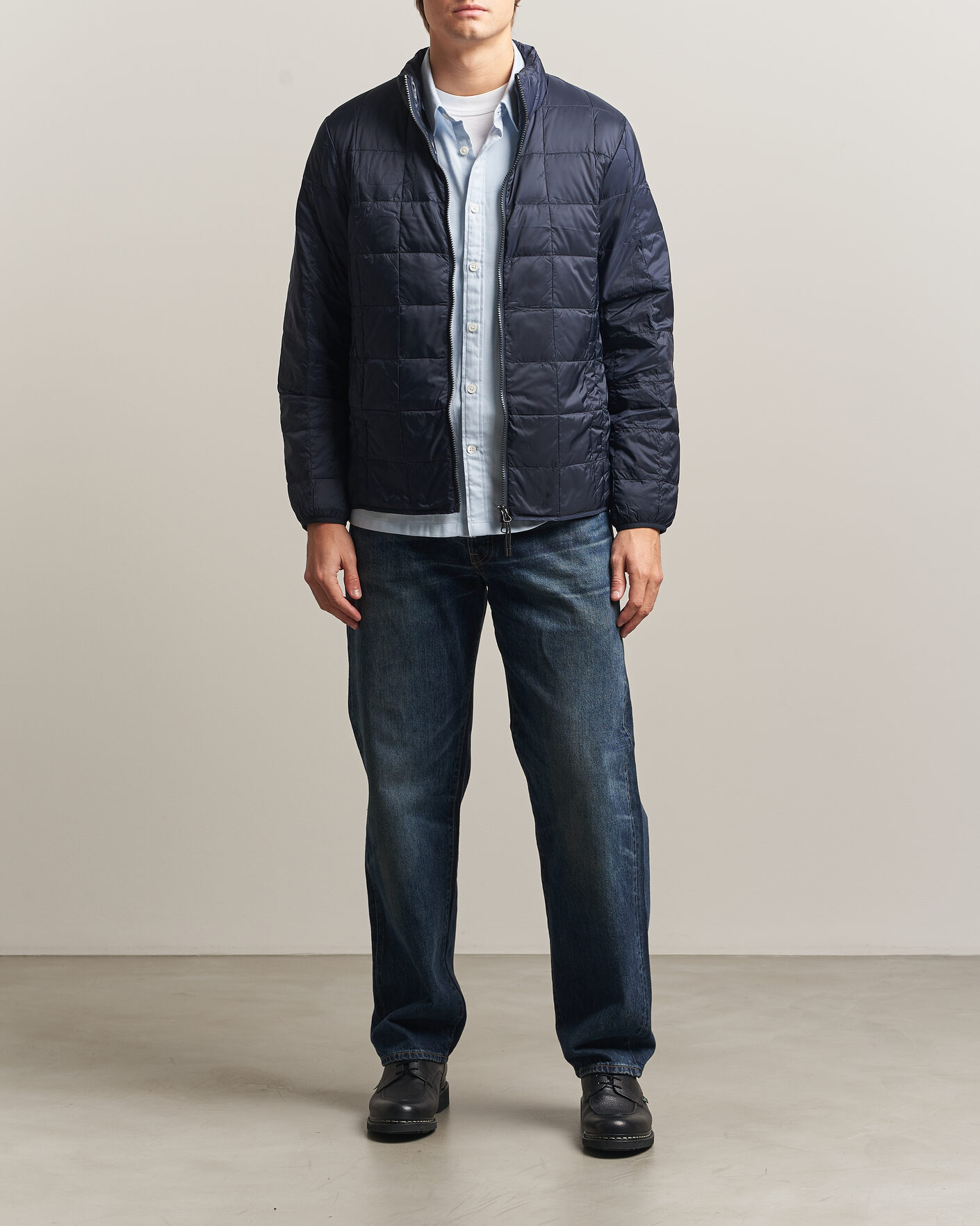 Heren | Jassen | TAION | High Neck Full Zip Lightweight Down Jacket Dark Navy