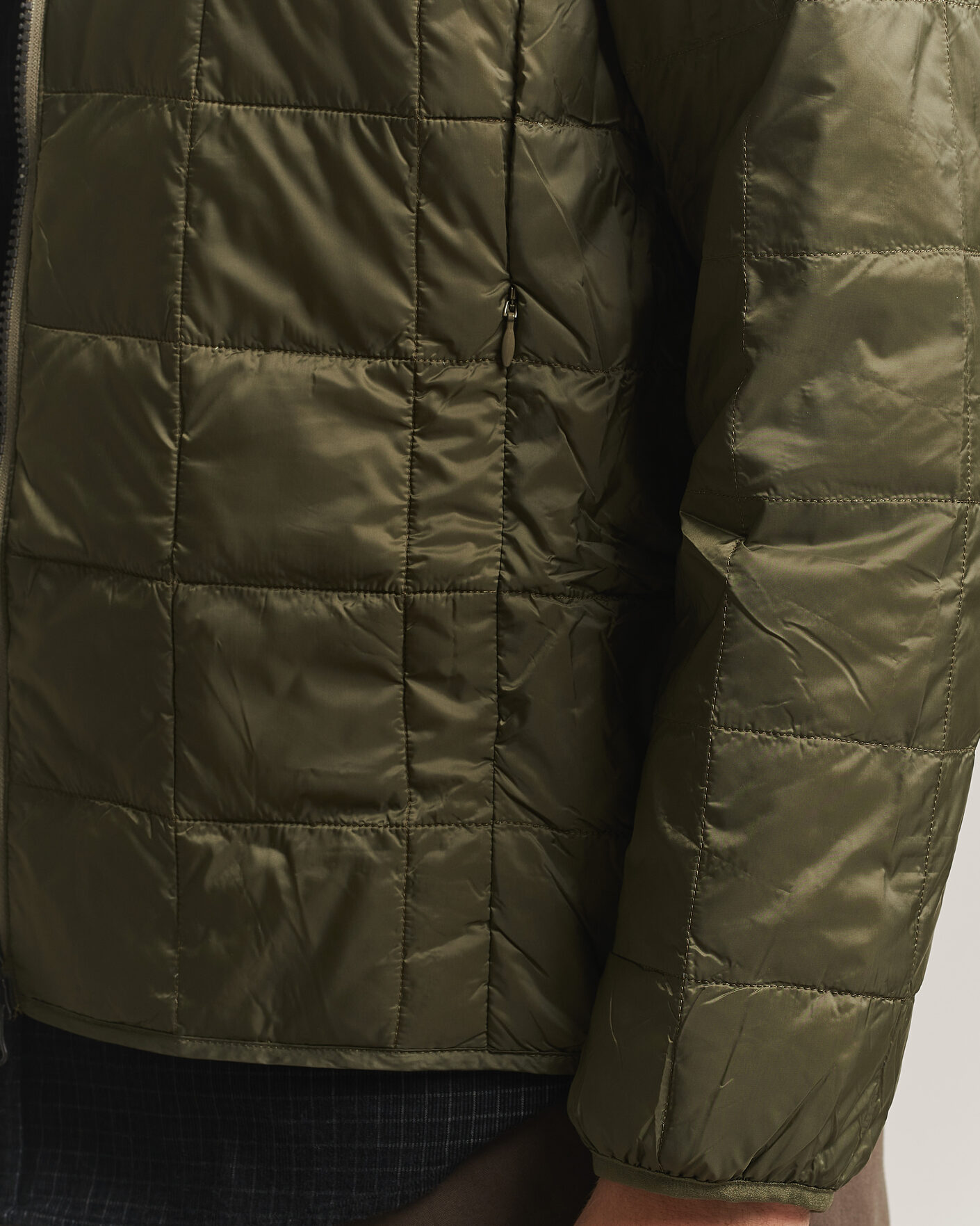 Heren | Jassen | TAION | High Neck Full Zip Lightweight Down Jacket Dark Olive