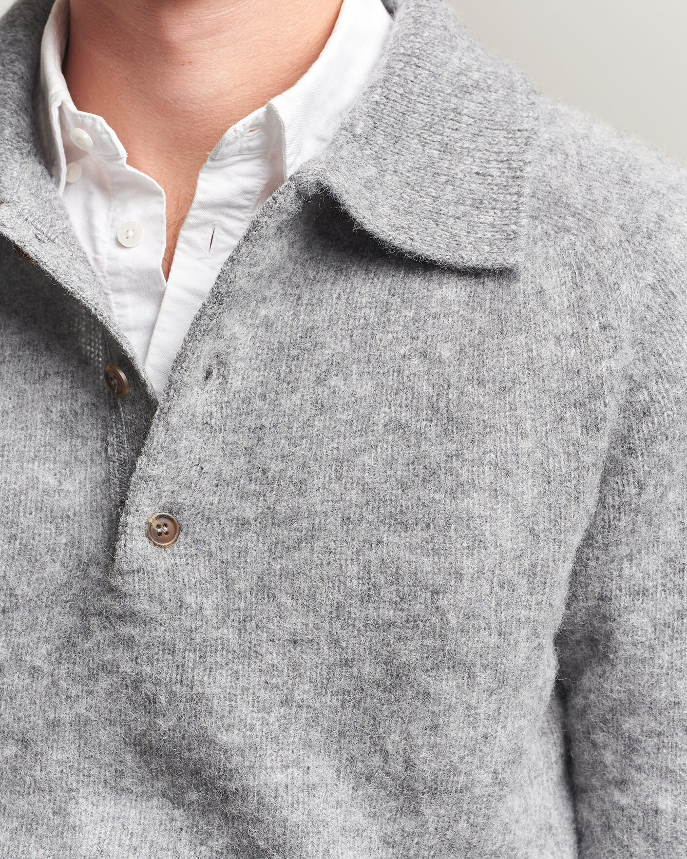 Heren | Truien | Harley Of Scotland | Brushed Supersoft Lambswool Polo Mid Grey