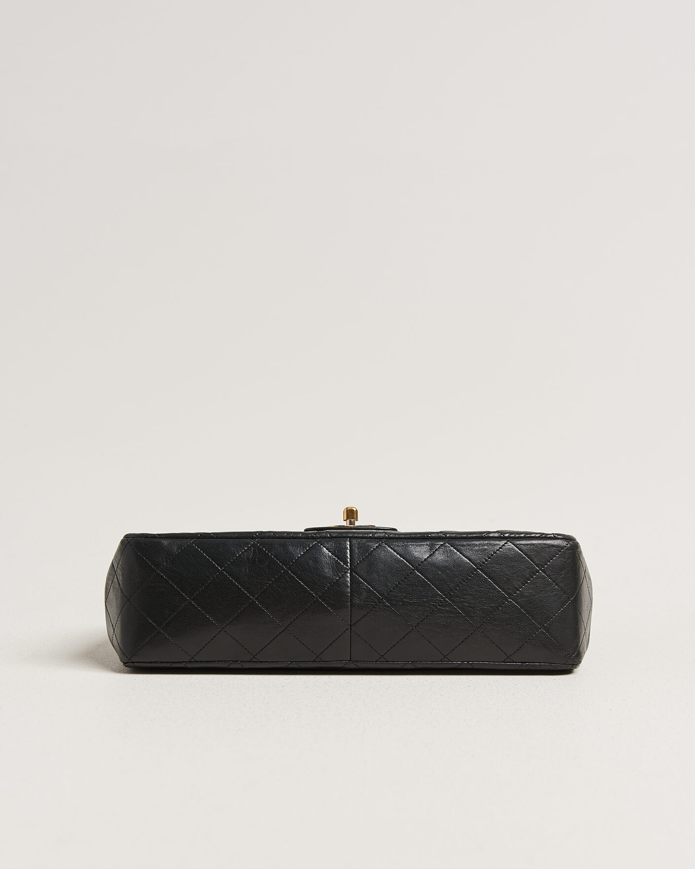Homme | Pre-Owned & Vintage Bags | Chanel Pre-Owned | Vintage Classic Flap Bag Lambskin Black