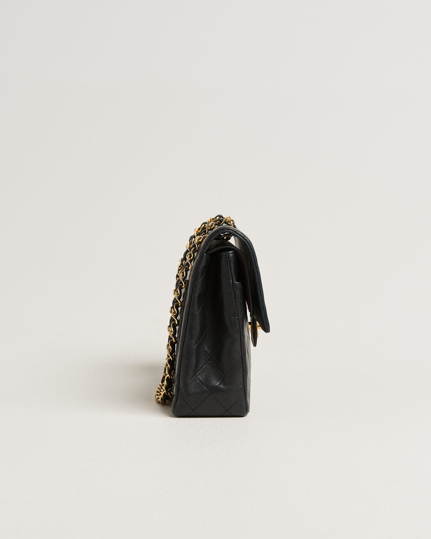 Homme | Pre-Owned & Vintage Bags | Chanel Pre-Owned | Classic Medium Square Double Flap Bag Lambskin Black
