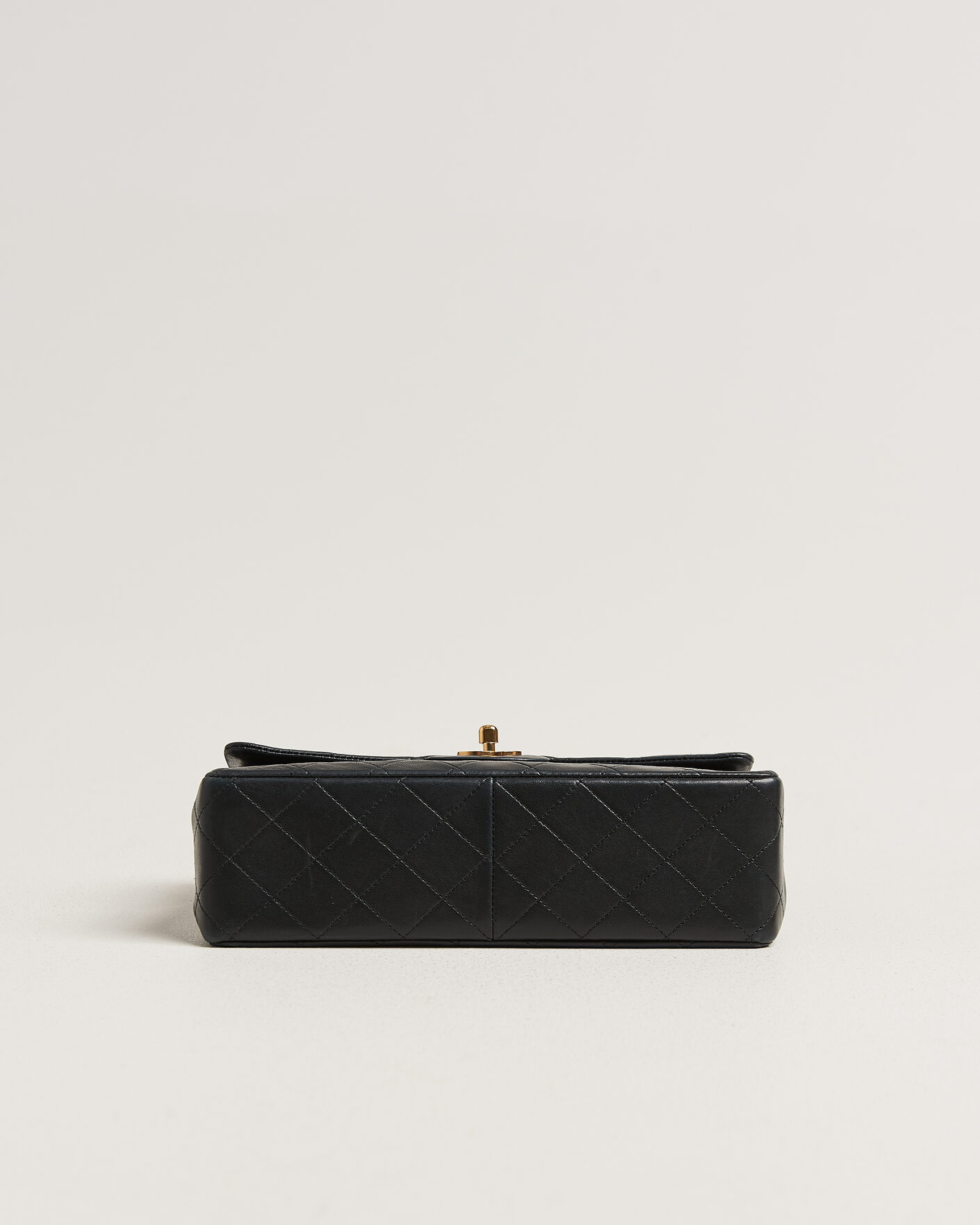 Homme | Pre-Owned & Vintage Bags | Chanel Pre-Owned | Classic Medium Square Double Flap Bag Lambskin Black