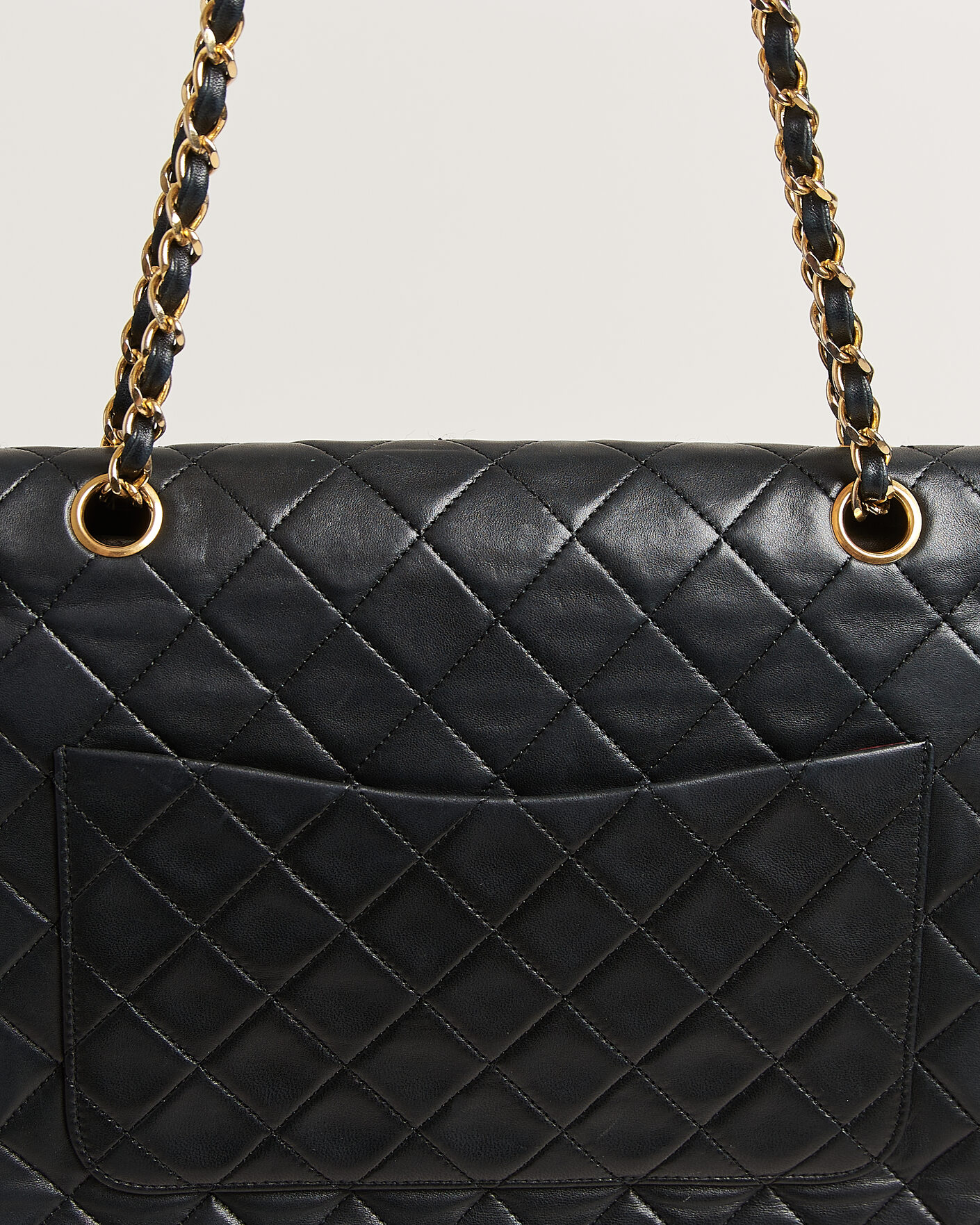 Homme | Pre-Owned & Vintage Bags | Chanel Pre-Owned | Classic Medium Square Double Flap Bag Lambskin Black