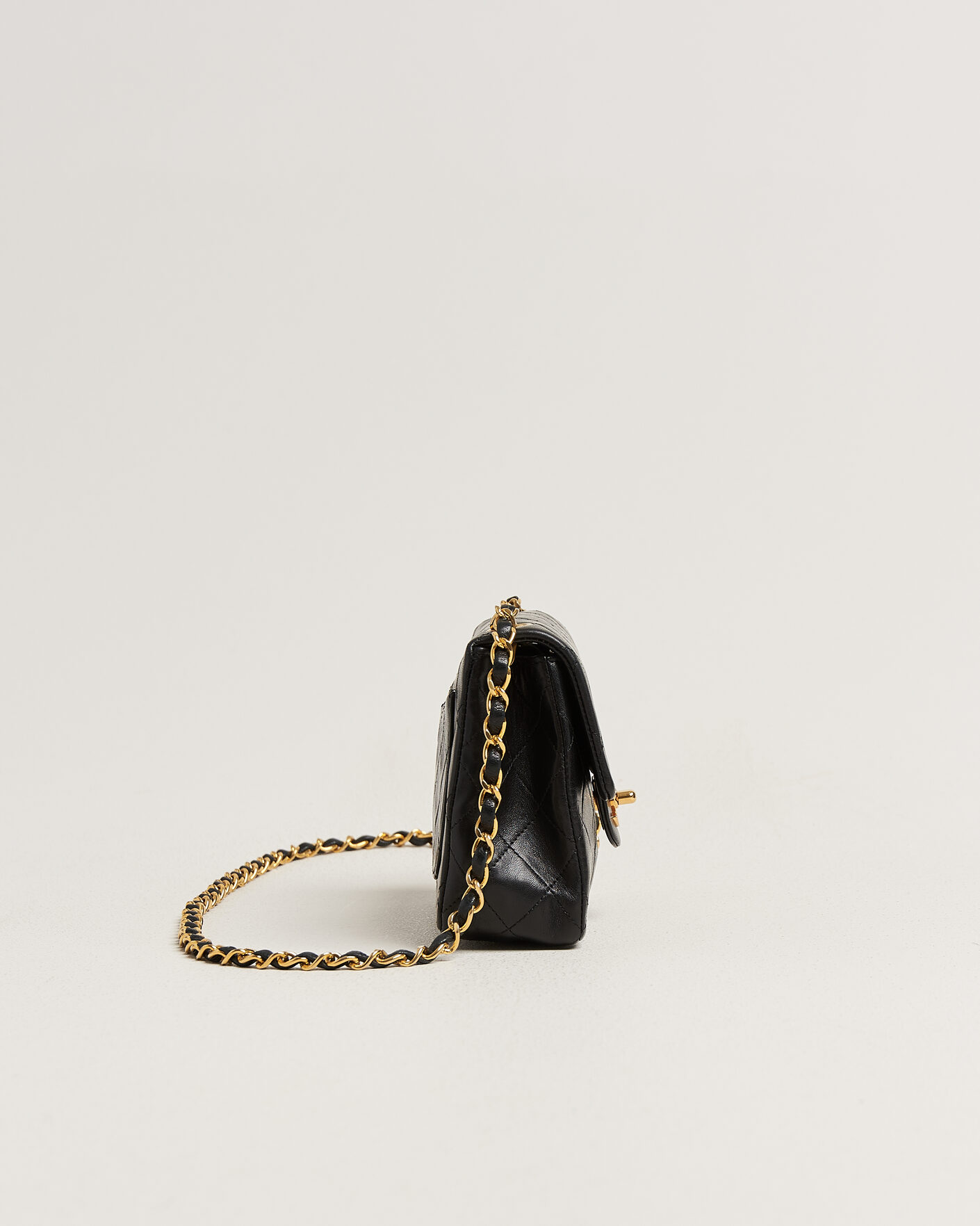 Heren | Pre-Owned & Vintage Bags | Chanel Pre-Owned | Classic Mini Square Single Flap Bag Lambskin Black