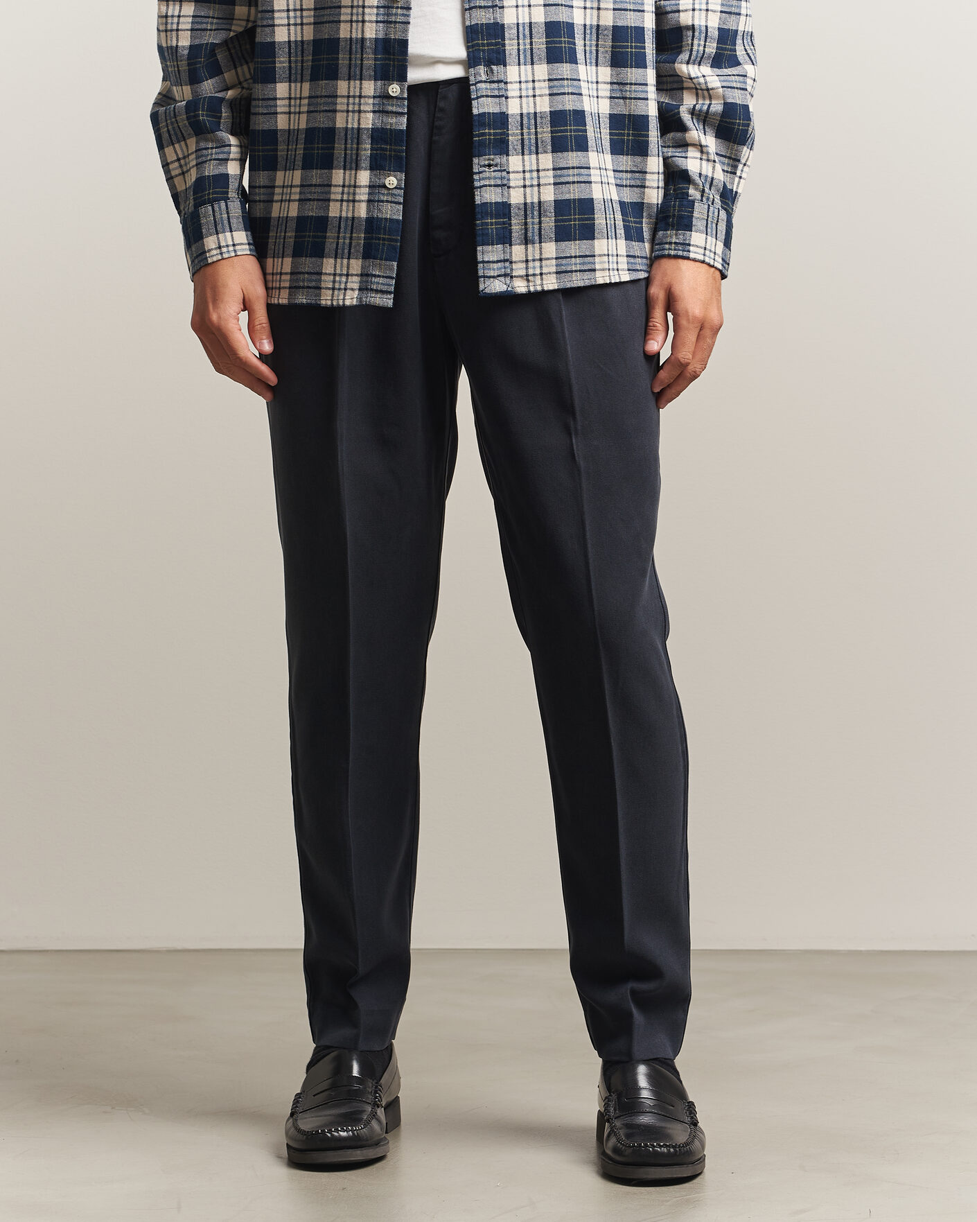 Homme | Pantalons | A Day's March | Smart Lyocell Trousers Navy