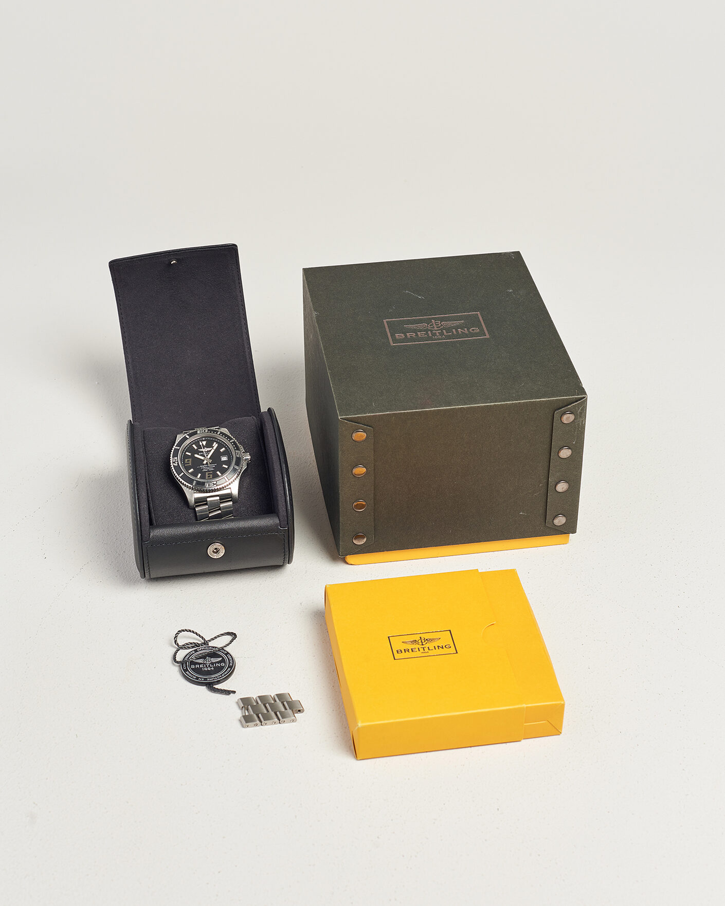 Homme | Pre-Owned & Vintage Watches | Breitling Pre-Owned | Superocean 44