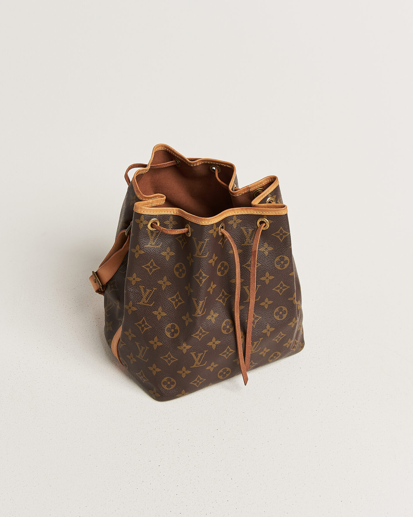 Heren | Pre-Owned & Vintage Bags | Louis Vuitton Pre-Owned | Petit Noé Monogram