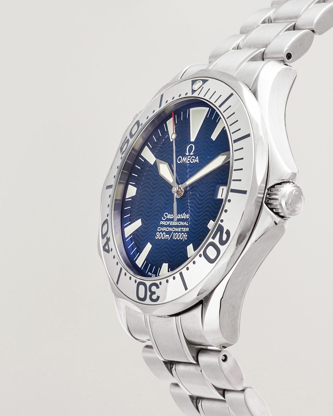 Homme | Pre-Owned & Vintage Watches | Omega Pre-Owned | Seamaster 300M Electric Blue 