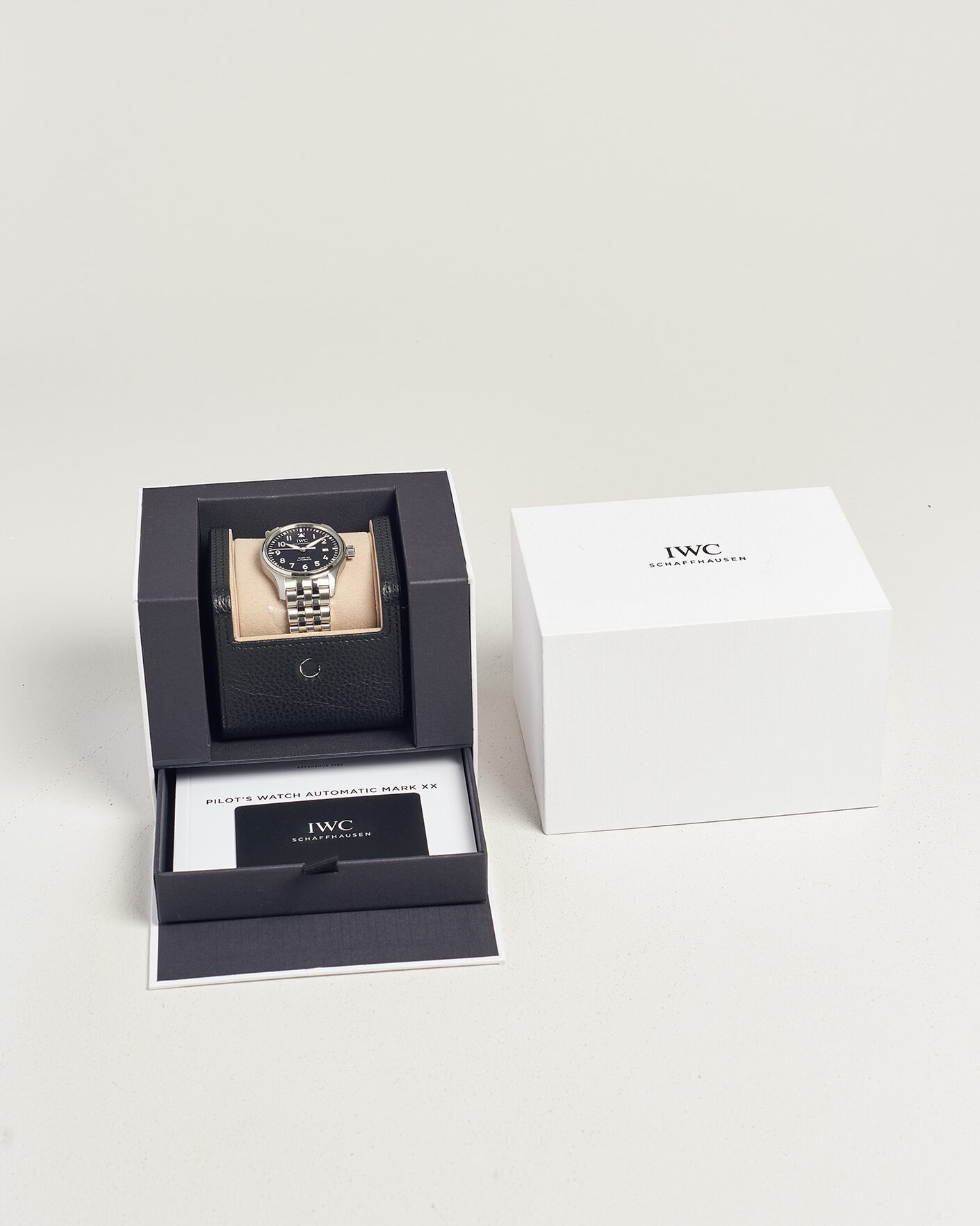 Homme | Pre-Owned & Vintage Watches | IWC Pre-Owned | Mark XX Pilot