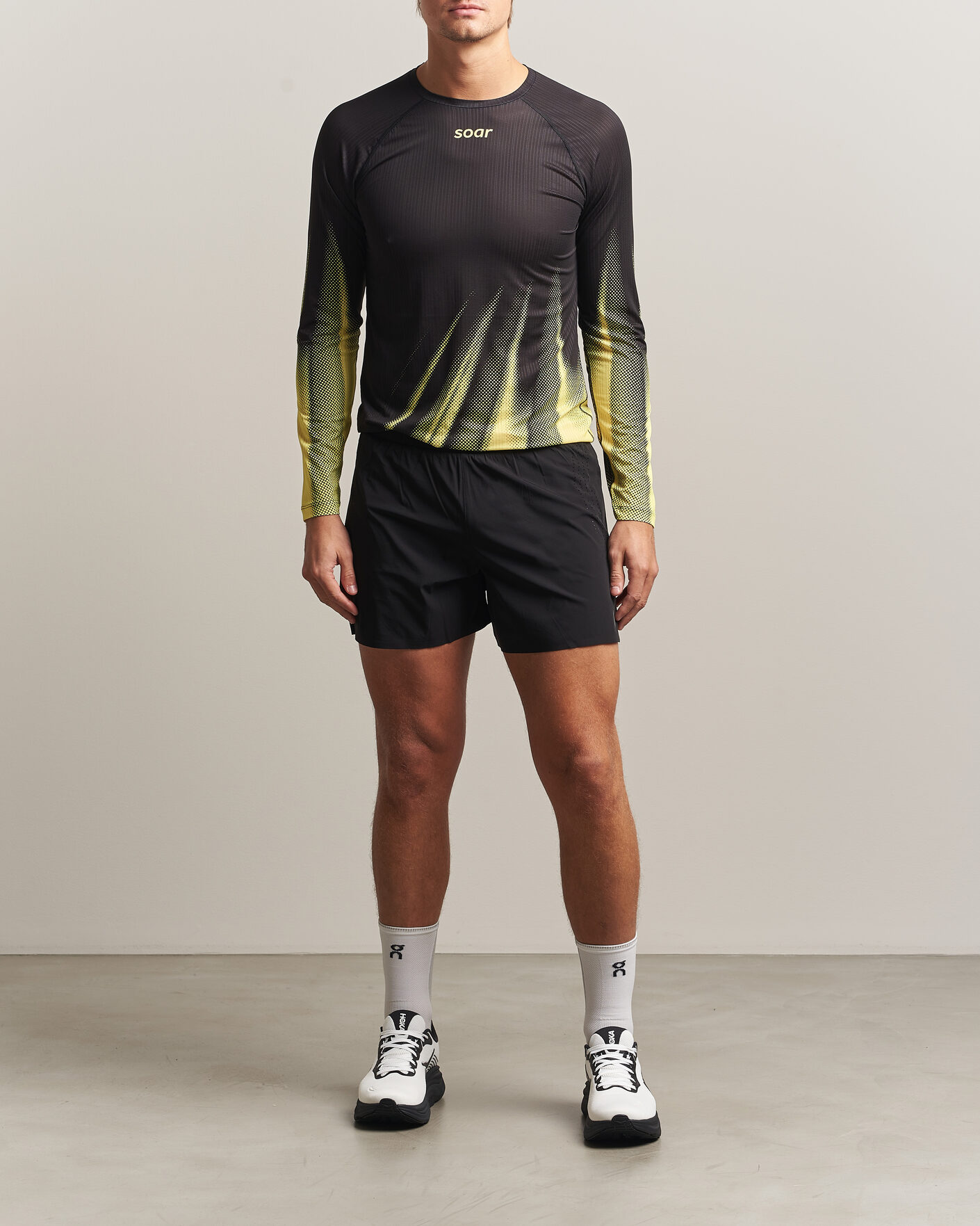 Heren | T-shirts | SOAR Running | LS Race Base Yellow/Black