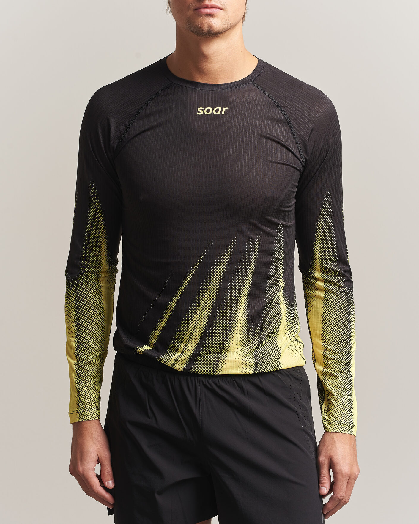 Heren | T-shirts | SOAR Running | LS Race Base Yellow/Black