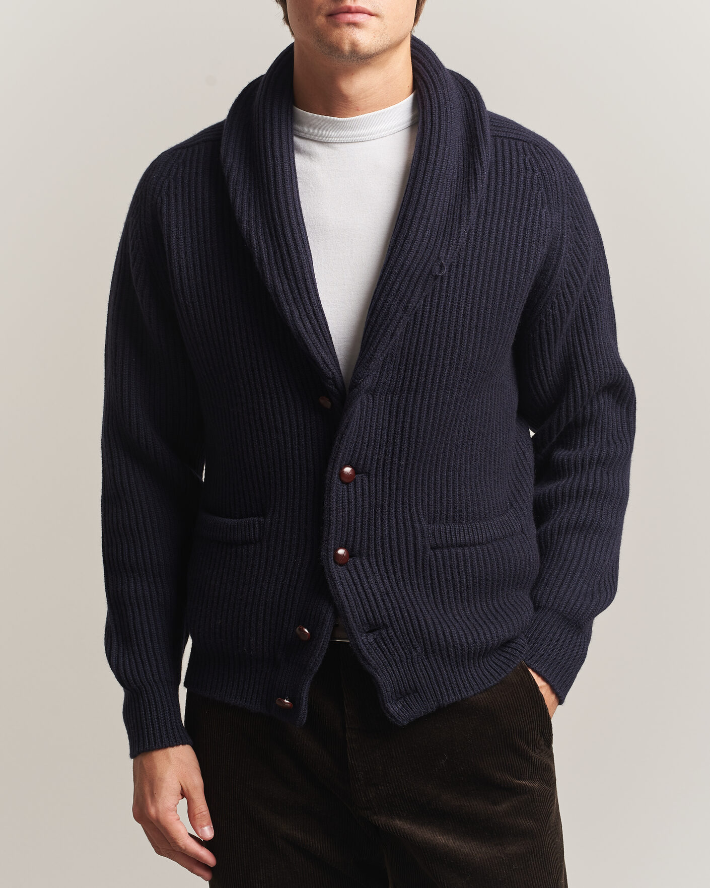 Heren | Truien | William Lockie | Windsor Cashmere Shawl Cardigan Navy