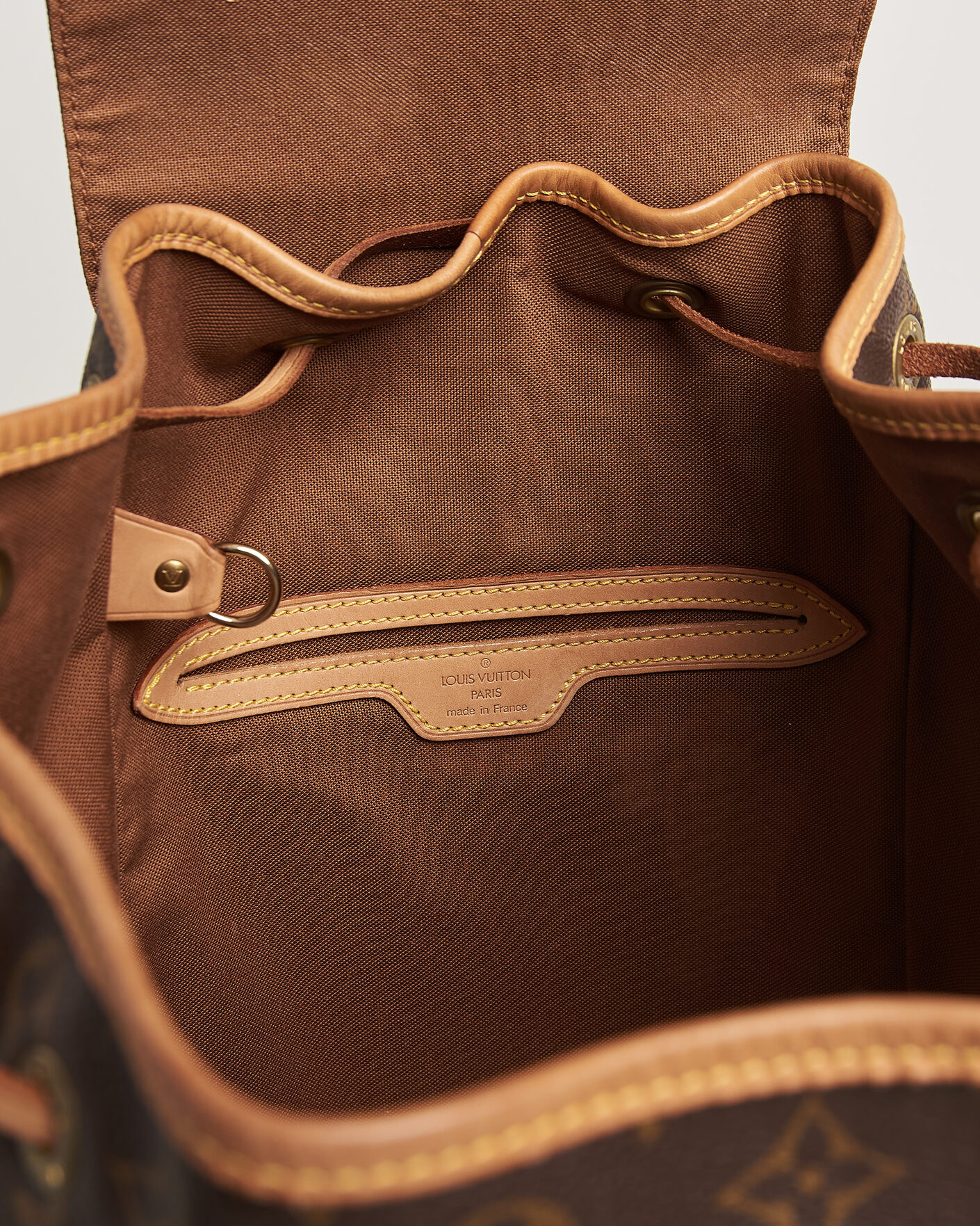 Heren | Pre-Owned & Vintage Bags | Louis Vuitton Pre-Owned | Montsouris GM Backpack Monogram