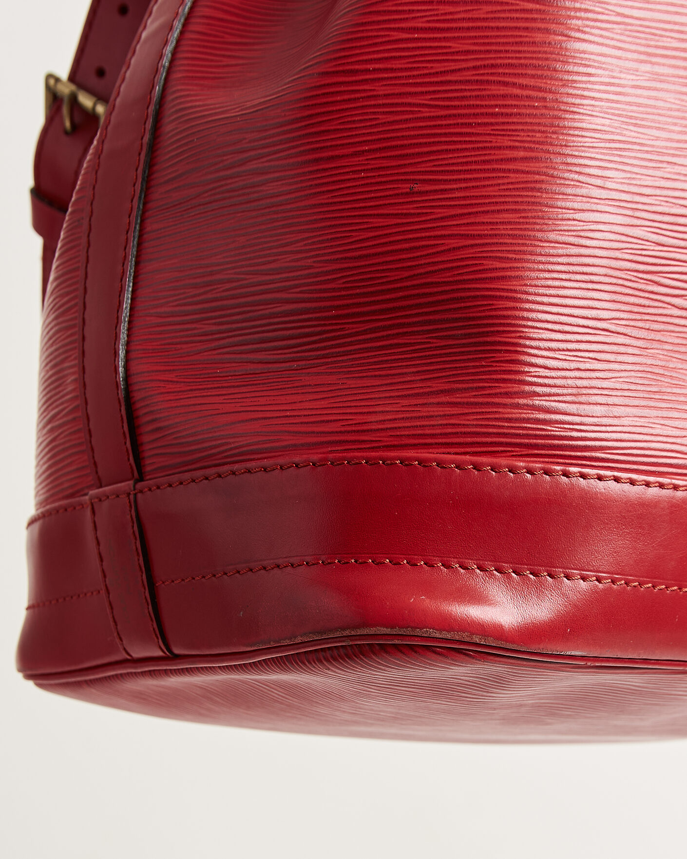 Homme | Pre-Owned & Vintage Bags | Louis Vuitton Pre-Owned | Noé Epi Leather Red
