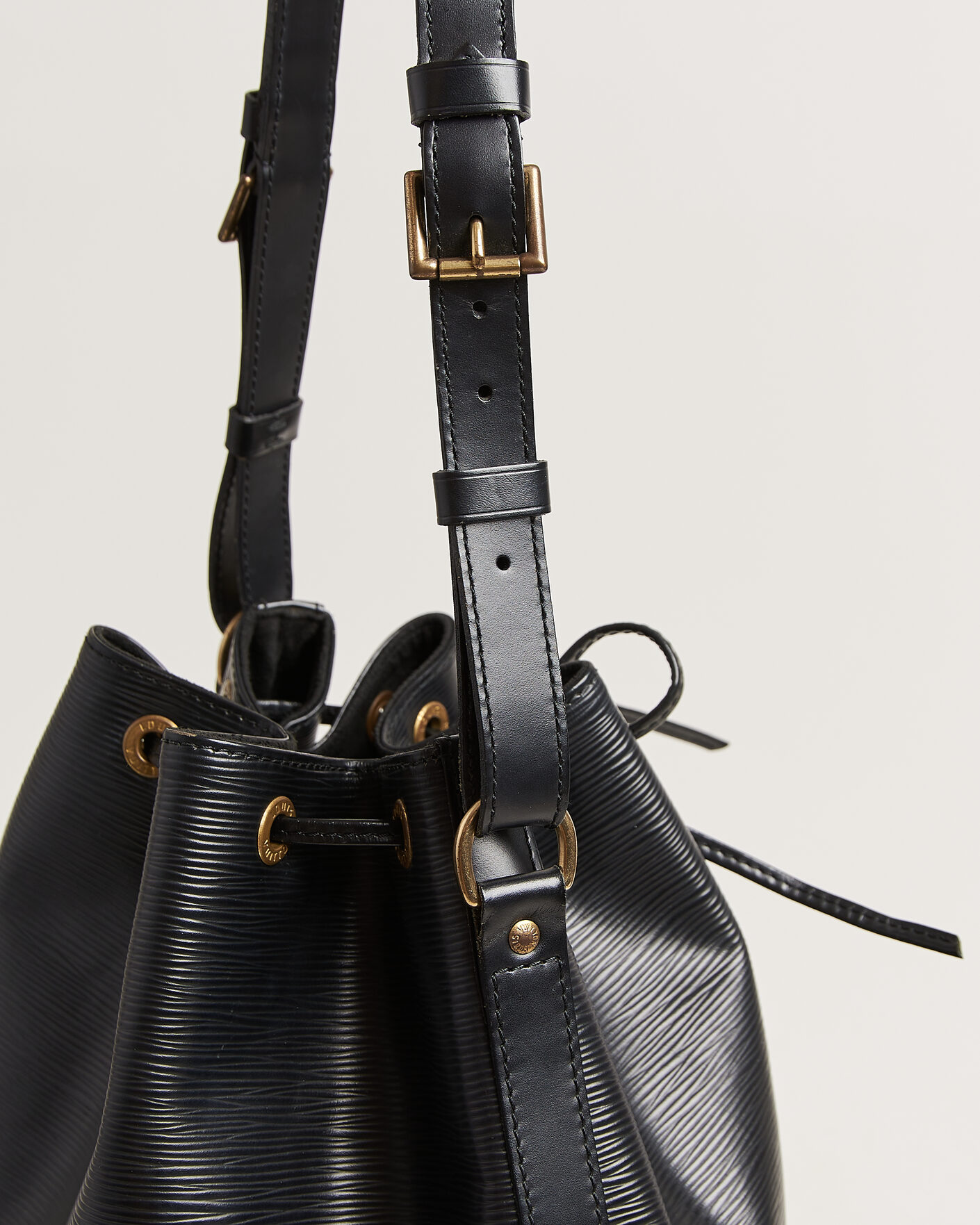 Homme | Pre-Owned & Vintage Bags | Louis Vuitton Pre-Owned | Noé Epi Leather Black