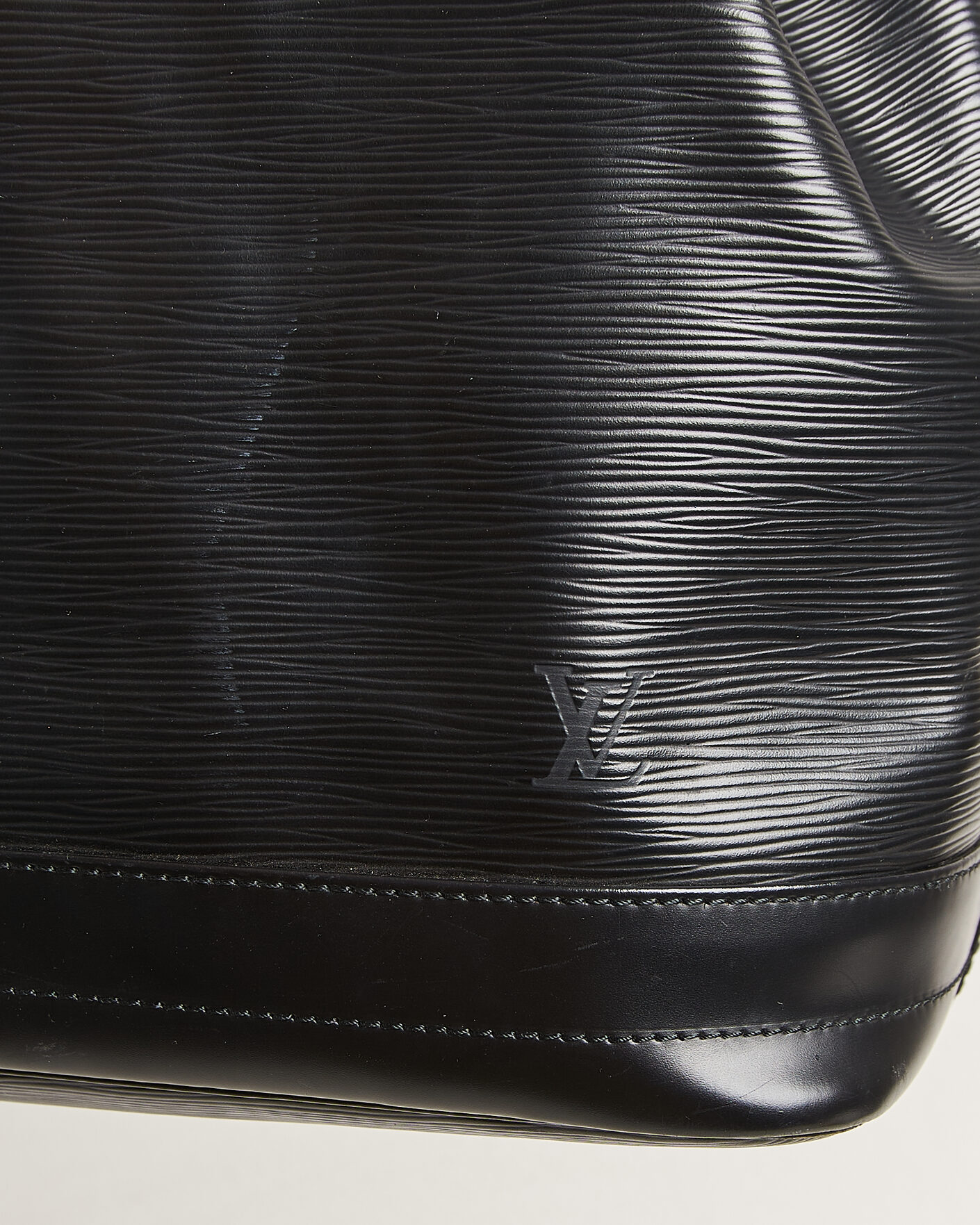 Homme | Pre-Owned & Vintage Bags | Louis Vuitton Pre-Owned | Noé Epi Leather Black