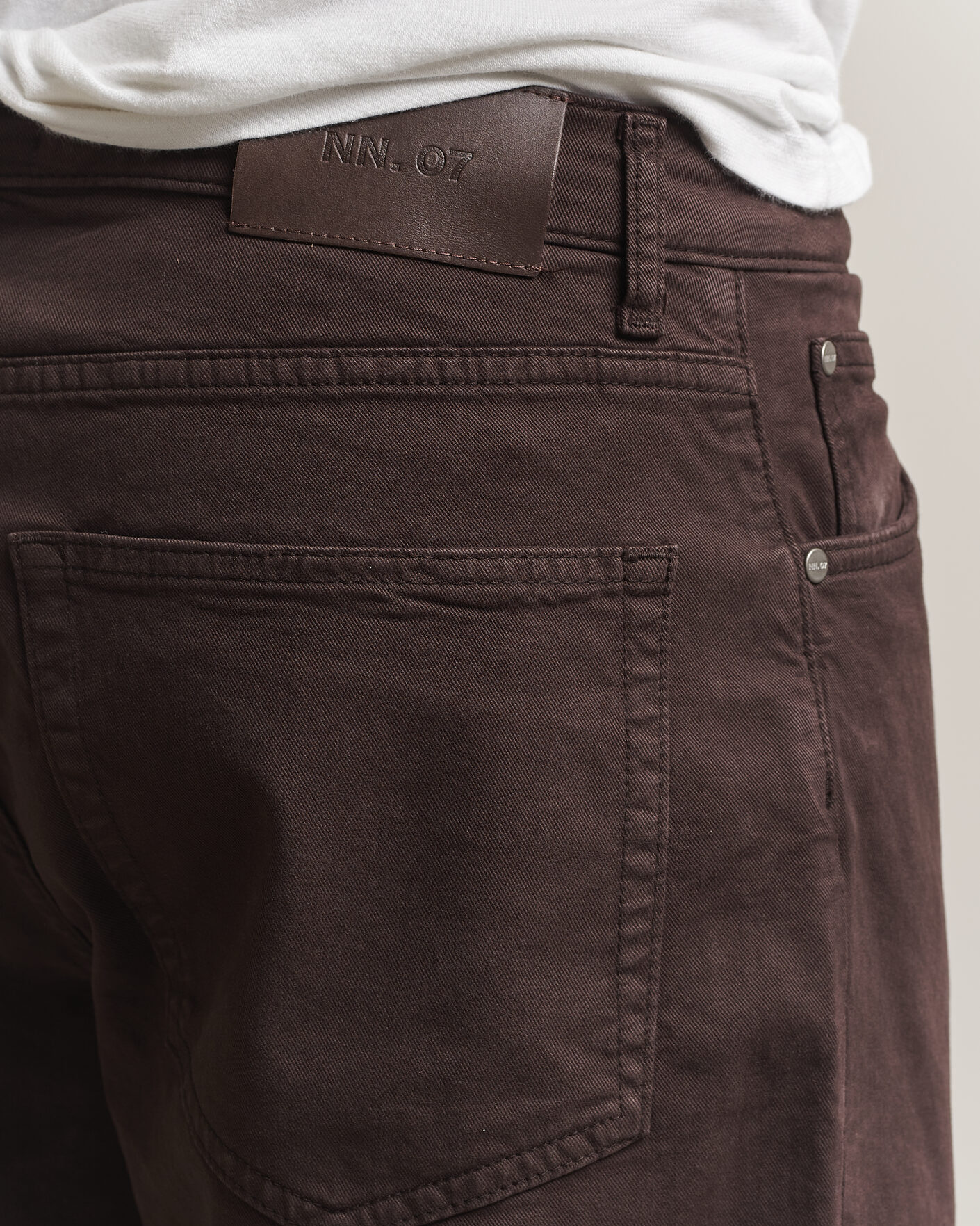 Homme | Pantalons | NN07 | Otis Relaxed Fit 5-Pocket Pants Deep Truffle