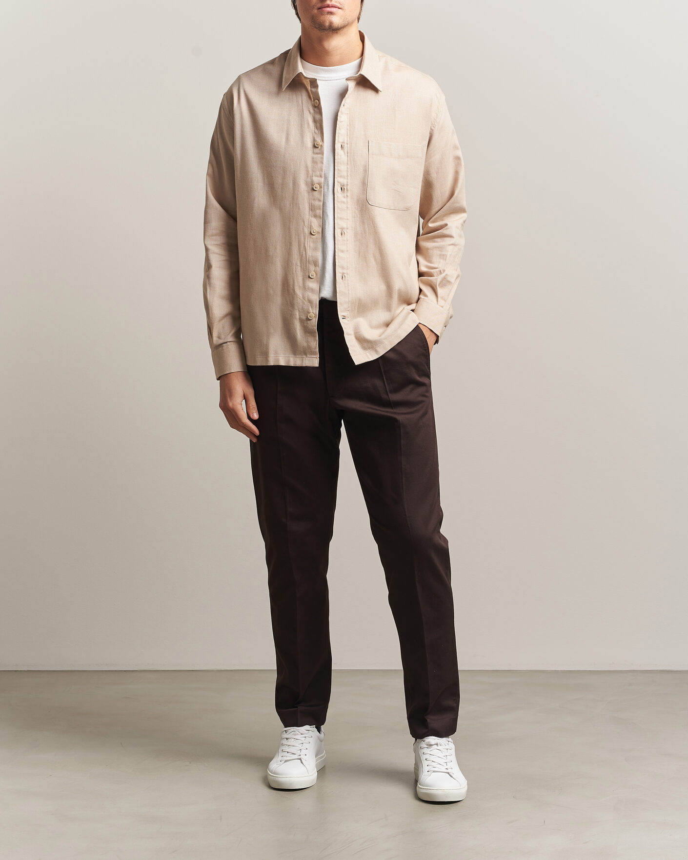 Homme | Pantalons | NN07 | Bill Pleated Cotton Chinos Deep Truffle