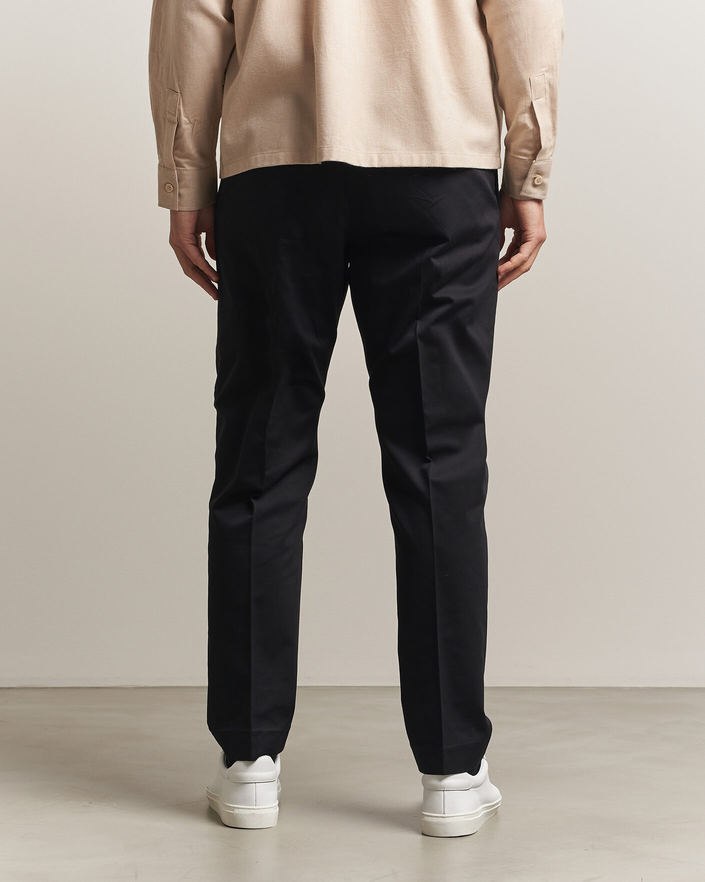 Homme | Pantalons | NN07 | Bill Pleated Cotton Chinos Black