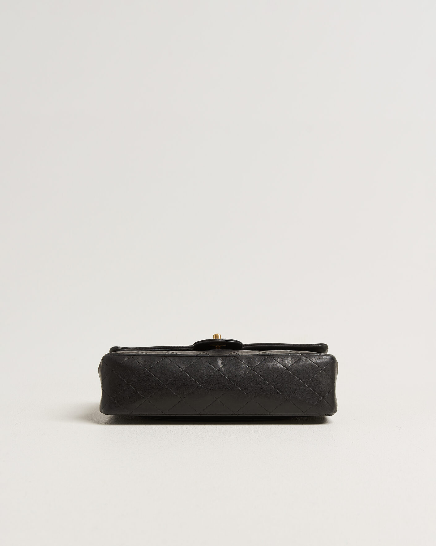 Heren | Pre-Owned & Vintage Bags | Louis Vuitton Pre-Owned | Chanel Pre-Owned Classic Medium Double Flap Bag Lambskin Black