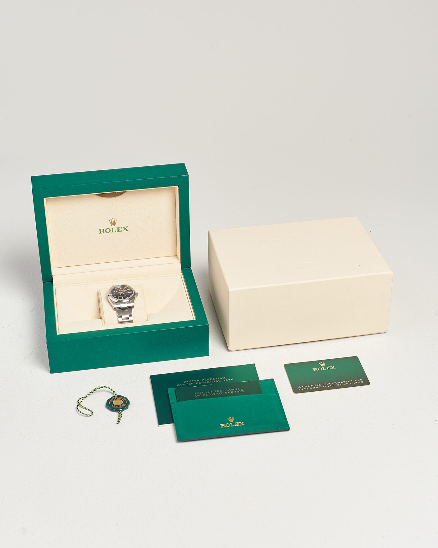 Homme | Pre-Owned & Vintage Watches | Rolex Pre-Owned | Oyster Perpetual 34 