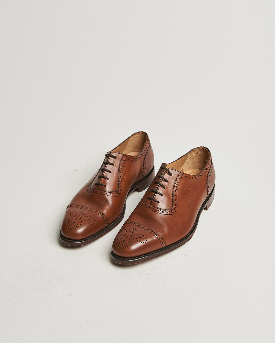 Heren | Loake 1880 Strand Brogue Mahogany Burnished Calf | Pre-owned | Loake 1880 Strand Brogue Mahogany Burnished Calf