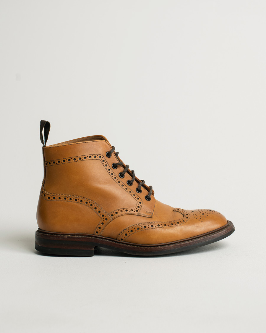 Homme | Loake 1880 Burford Dainite Brogue Boot Tan Burnished Calf | Pre-owned | Loake 1880 Burford Dainite Brogue Boot Tan Burnished Calf