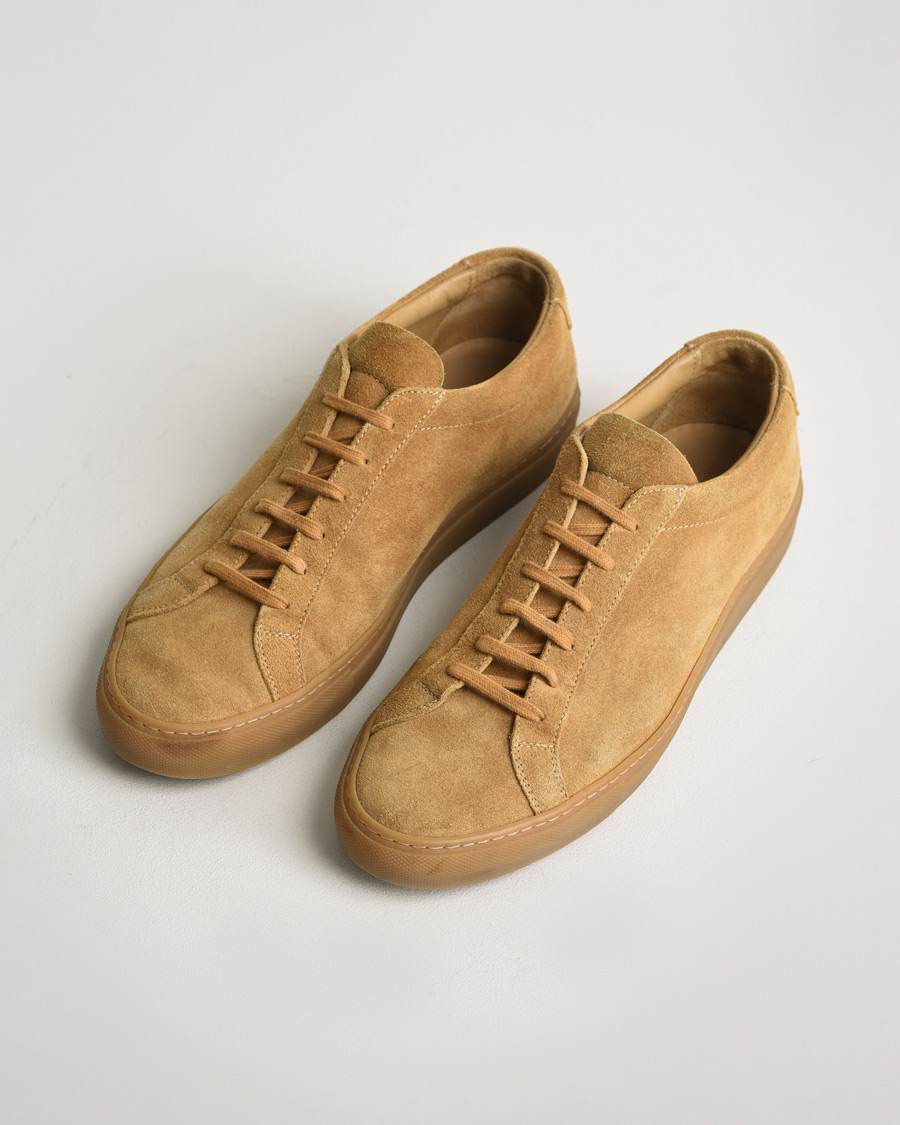Heren | Common Projects Original Achilles Suede Sneaker Tan | Pre-owned | Common Projects Original Achilles Suede Sneaker Tan