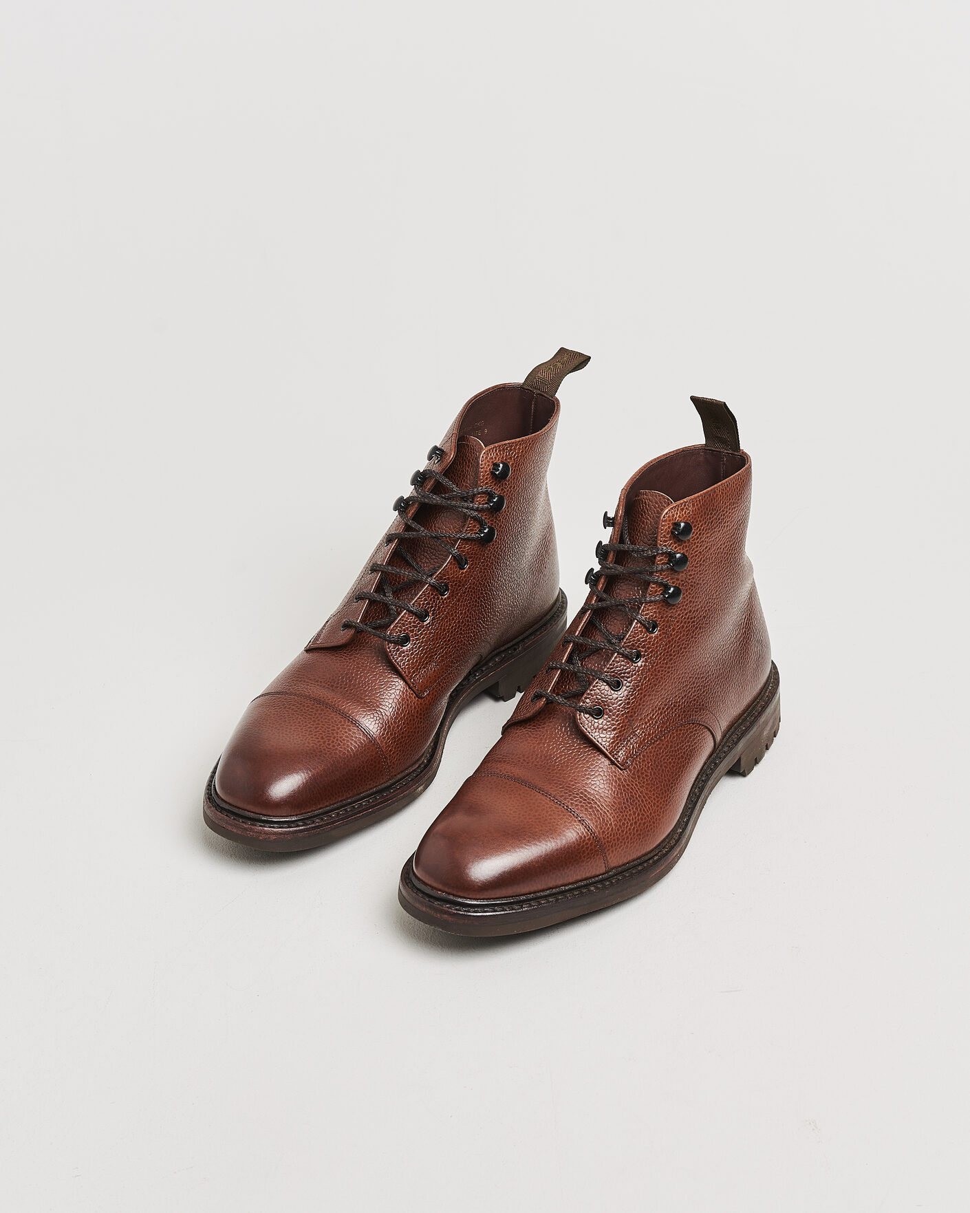 Homme | Pre-owned Chaussures cousues trépointe | Pre-owned | Loake 1880 Sedbergh Derby Boot Brown Grain Calf UK9 - EU43