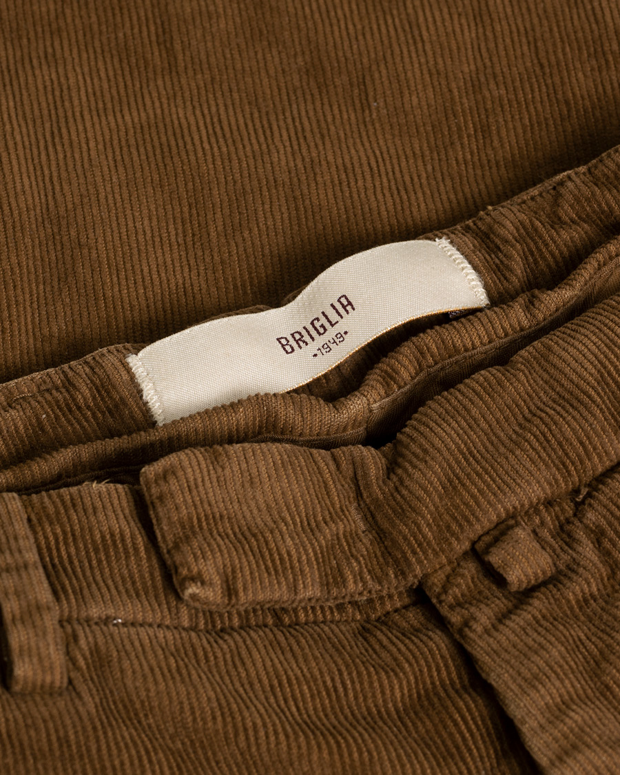 Homme | Pantalons | Pre-owned | Briglia 1949 Slim Fit Corduroy Trousers Light Brown 48