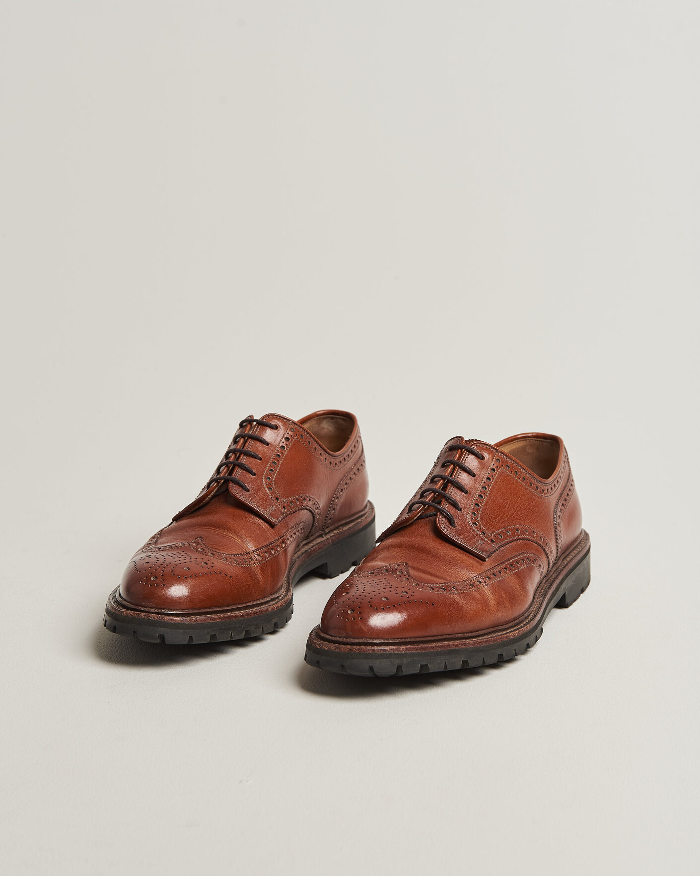 Homme | Pre-owned Chaussures cousues trépointe | Pre-owned | Crockett & Jones Pembroke Vibram Cleated Sole Brown Calf UK8,5 - EU42,5