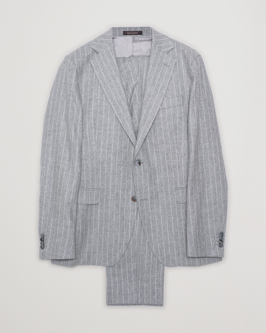 Heren | Oscar Jacobson Ego Pinstripe Wool Flannel Suit Grey Melange | Pre-owned | Oscar Jacobson Ego Pinstripe Wool Flannel Suit Grey Melange