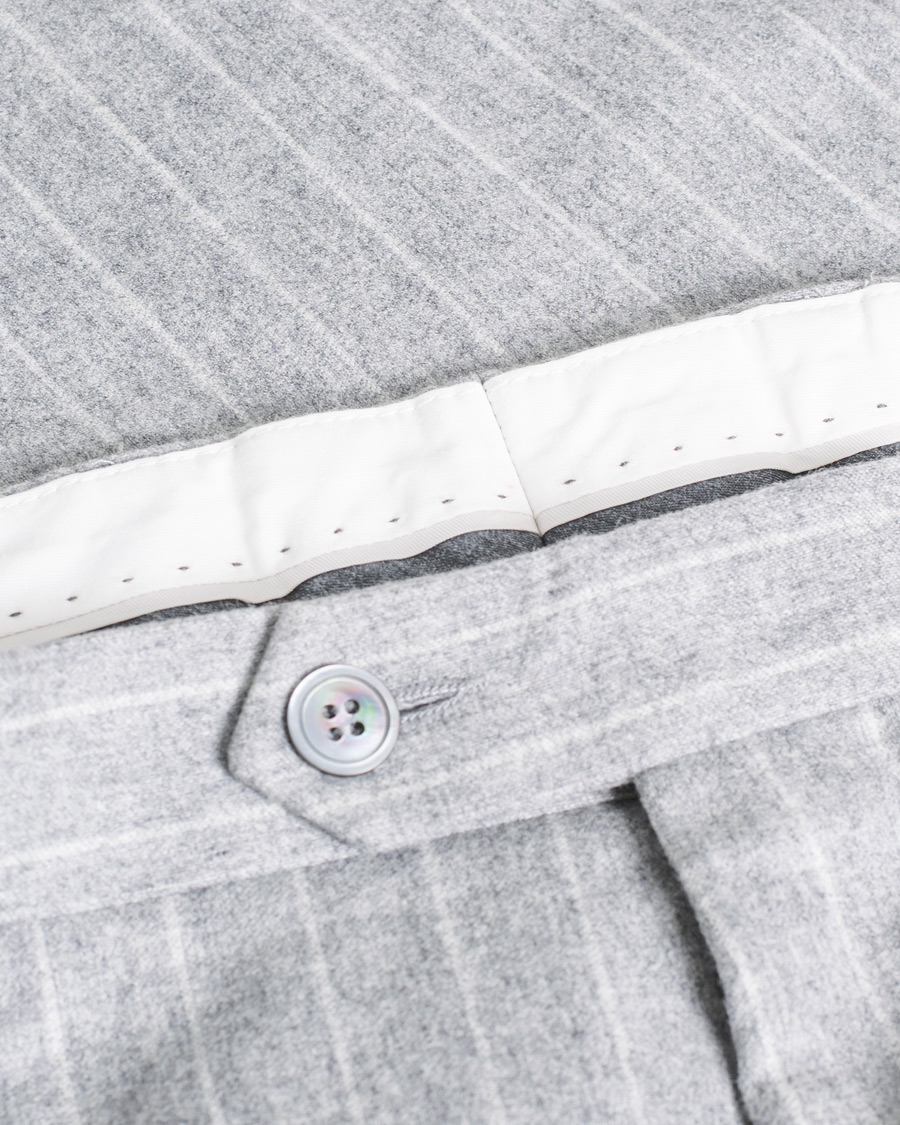 Homme | Oscar Jacobson Ego Pinstripe Wool Flannel Suit Grey Melange | Pre-owned | Oscar Jacobson Ego Pinstripe Wool Flannel Suit Grey Melange