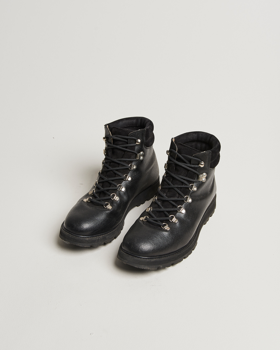 Heren | Myrqvist Duved II Laced Boot Black Grain Calf UK9 - EU43 | Pre-owned | Myrqvist Duved II Laced Boot Black Grain Calf UK9 - EU43