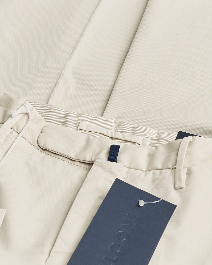 Heren | Pre-owned Broeken | Pre-owned | Incotex Slim Fit Comfort Chinos Off White 48