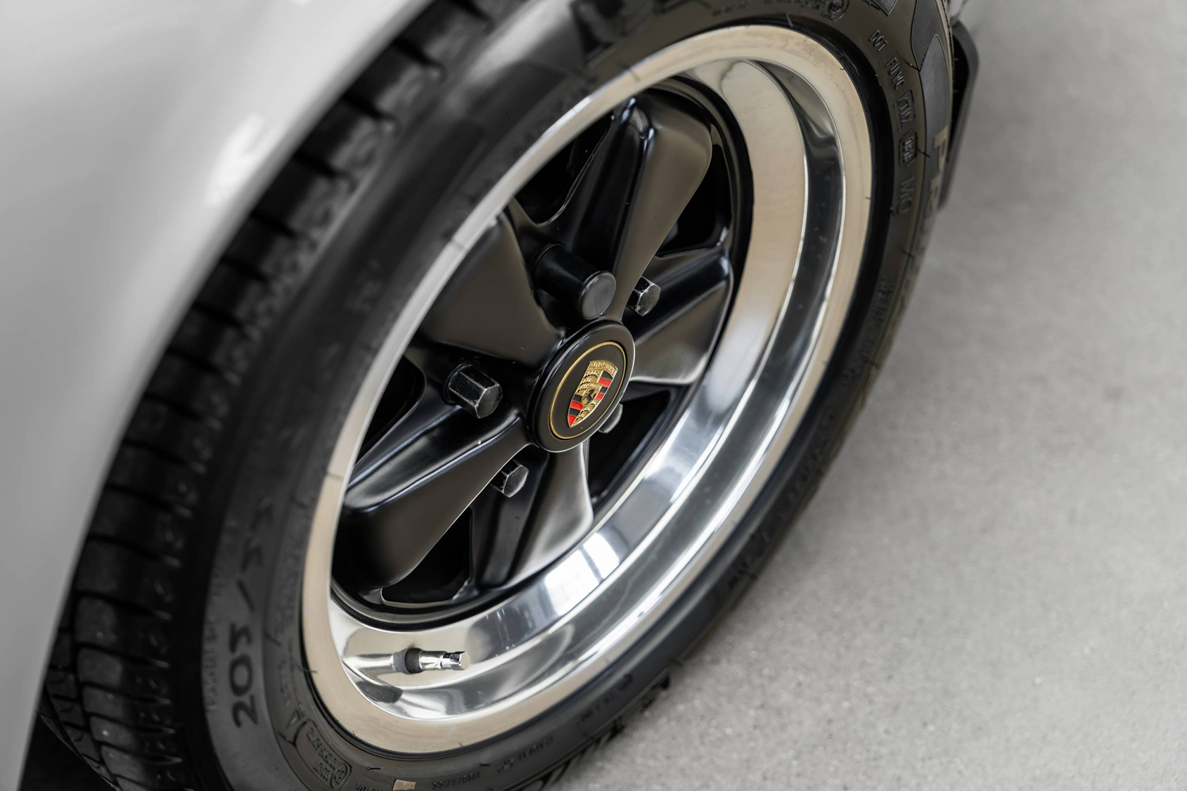 Homme | | Pre-Owned & Vintage Cars | Porsche 911 SC ***SOLD***