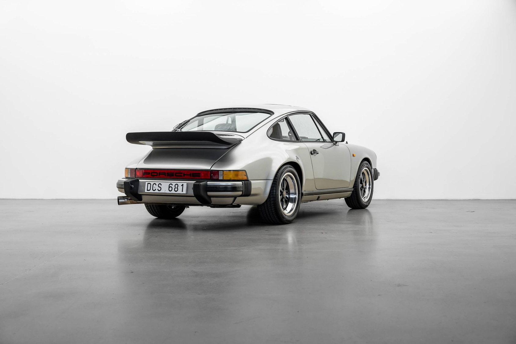 Homme | | Pre-Owned & Vintage Cars | Porsche 911 SC ***SOLD***