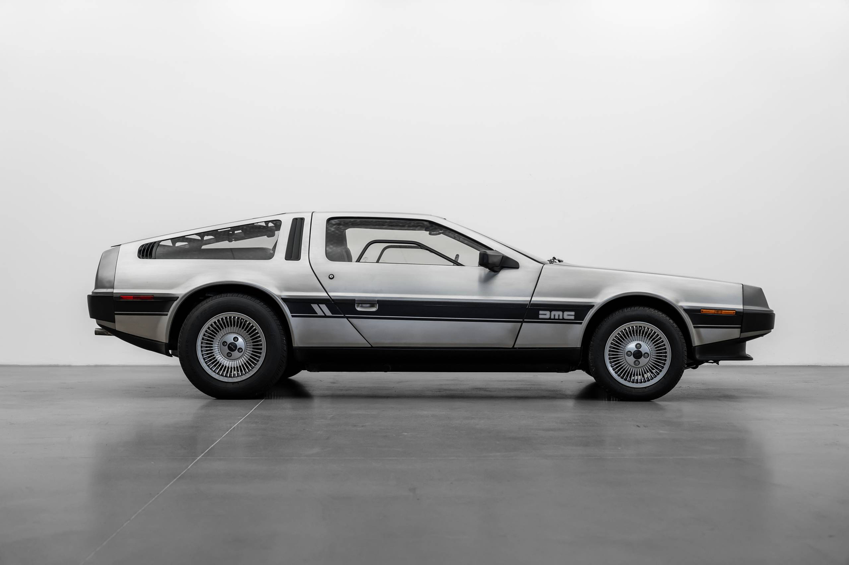 Heren | | Pre-Owned & Vintage Cars | DeLorean DMC-12 ***SOLD***