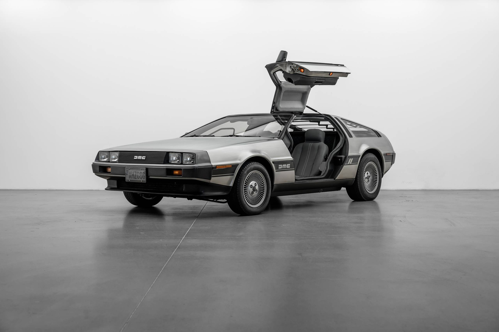 Heren | | Pre-Owned & Vintage Cars | DeLorean DMC-12 ***SOLD***