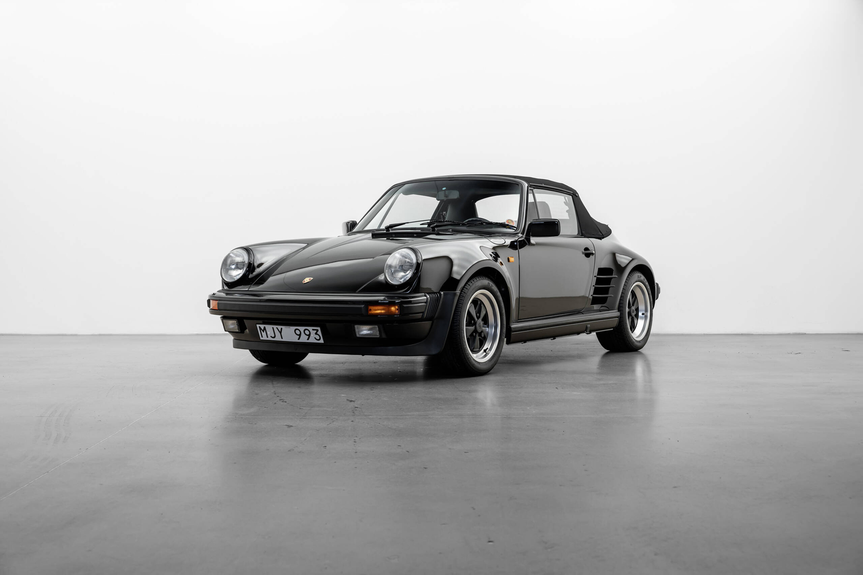Homme | | Pre-Owned & Vintage Cars | Porsche 911 Carrera WTL Cab