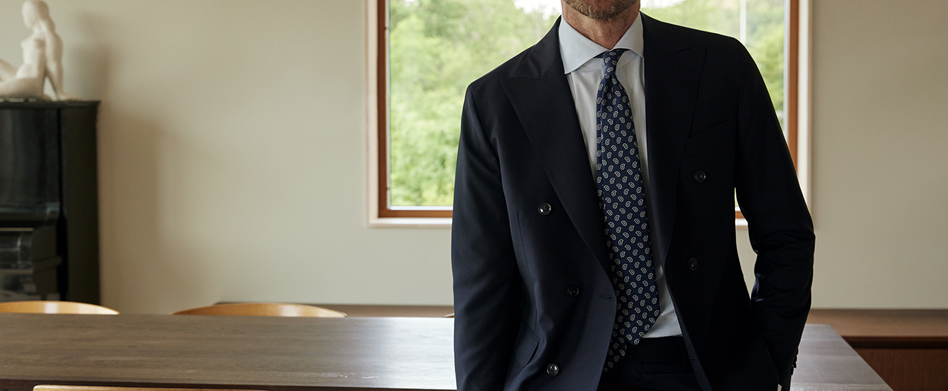 How to dress for a business meeting How to dress for a business meeting